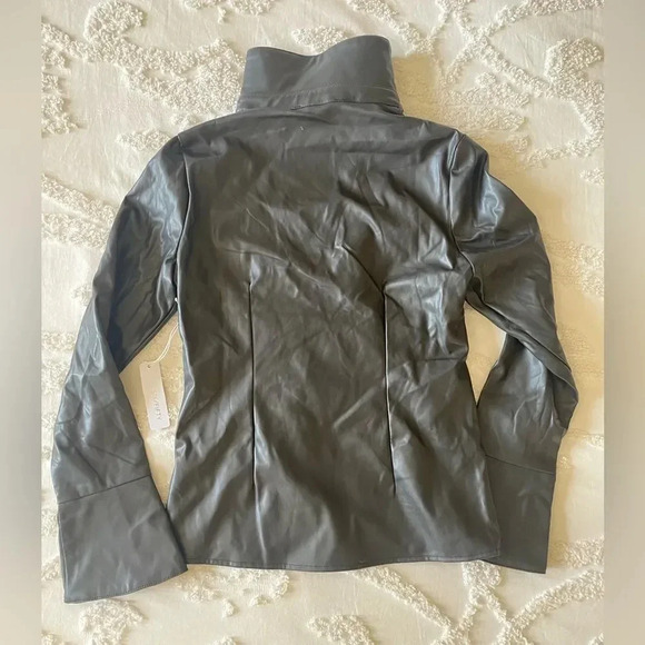 Six/Fifty Collared Leather Blouse - Picture 7 of 8